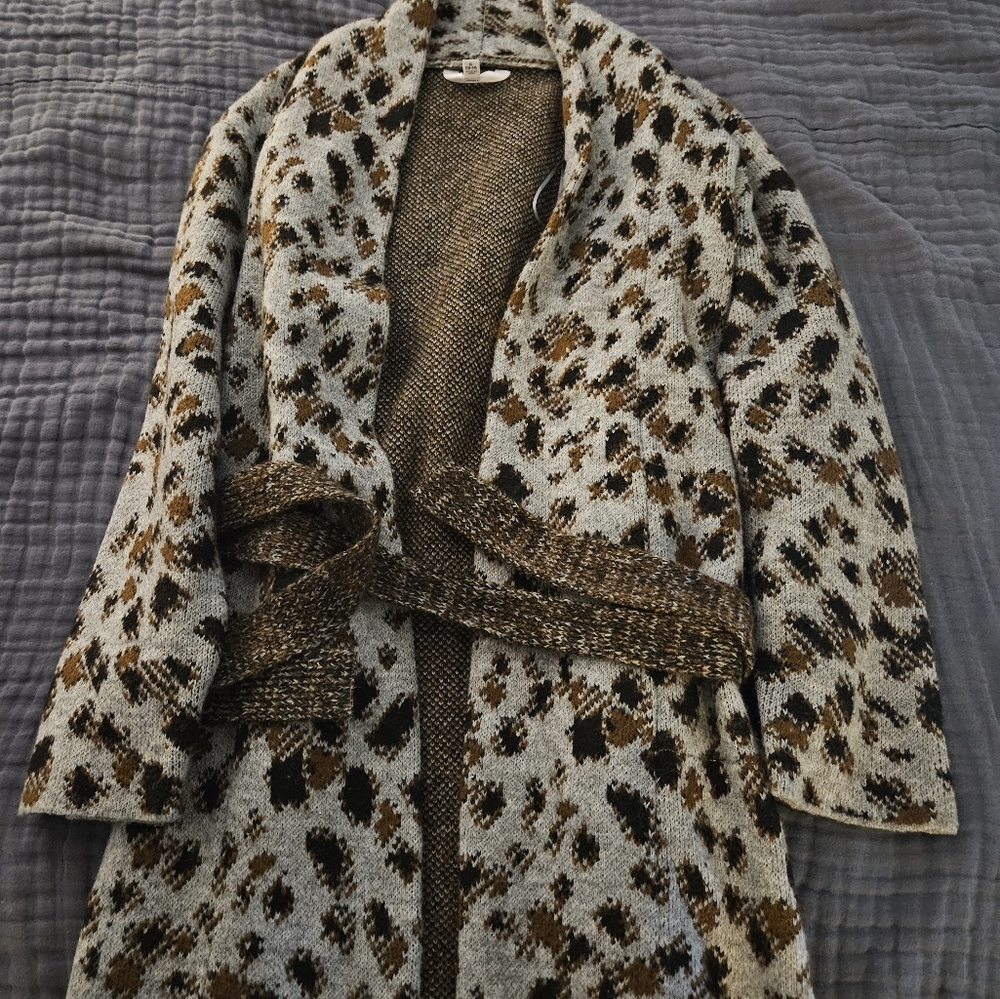 Time & Tru Cardigan